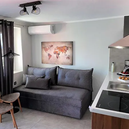 Apartment Athina's & Studio
