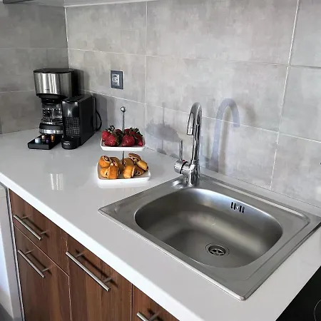 Apartment Athina's & Studio *
